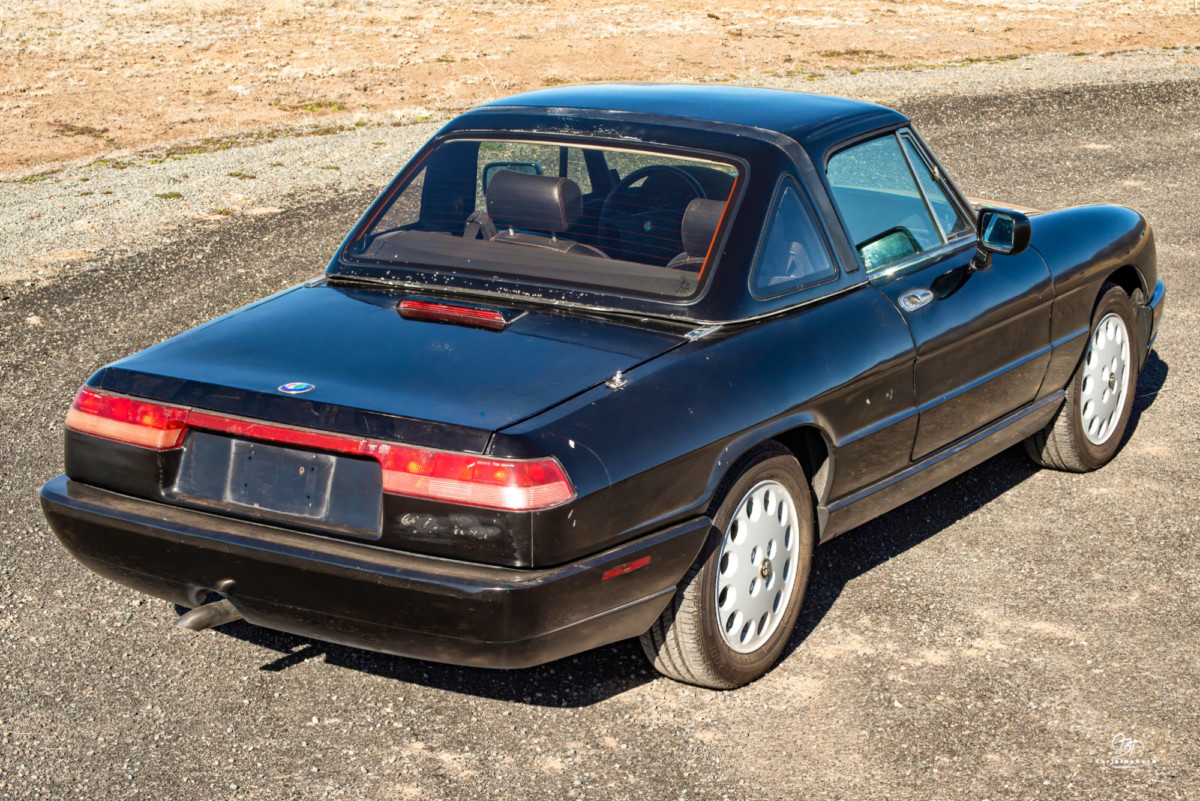 1991 Alfa Romeo Spider Automatic (13) | Barn Finds