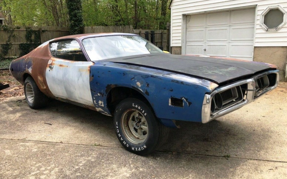 Plum Crazy Project! 1971 Dodge Super Bee | Barn Finds