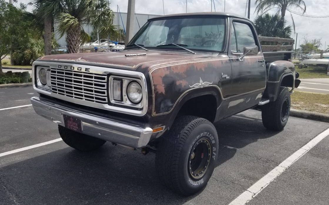 1977 Dodge Warlock_front passenger | Barn Finds