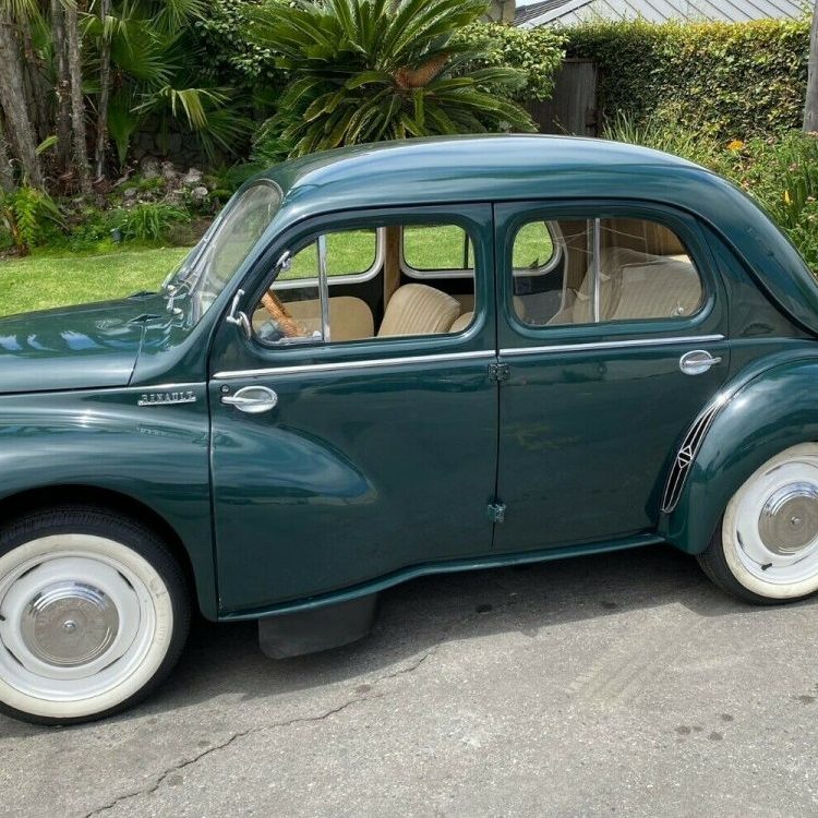 1960-Renault-4CV-1-