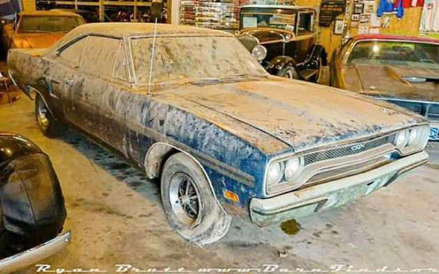 No Reserve Barn Find: 1970 Plymouth 440 GTX | Barn Finds