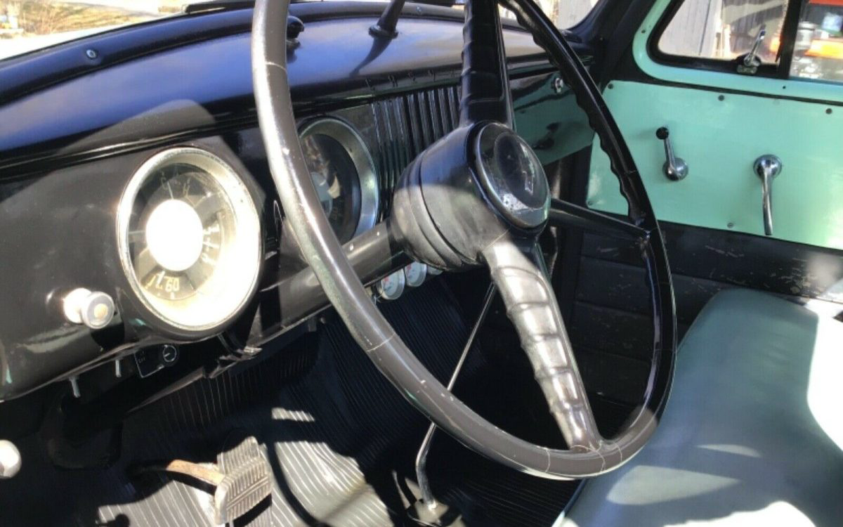 1955 3100 Interior Barn Finds