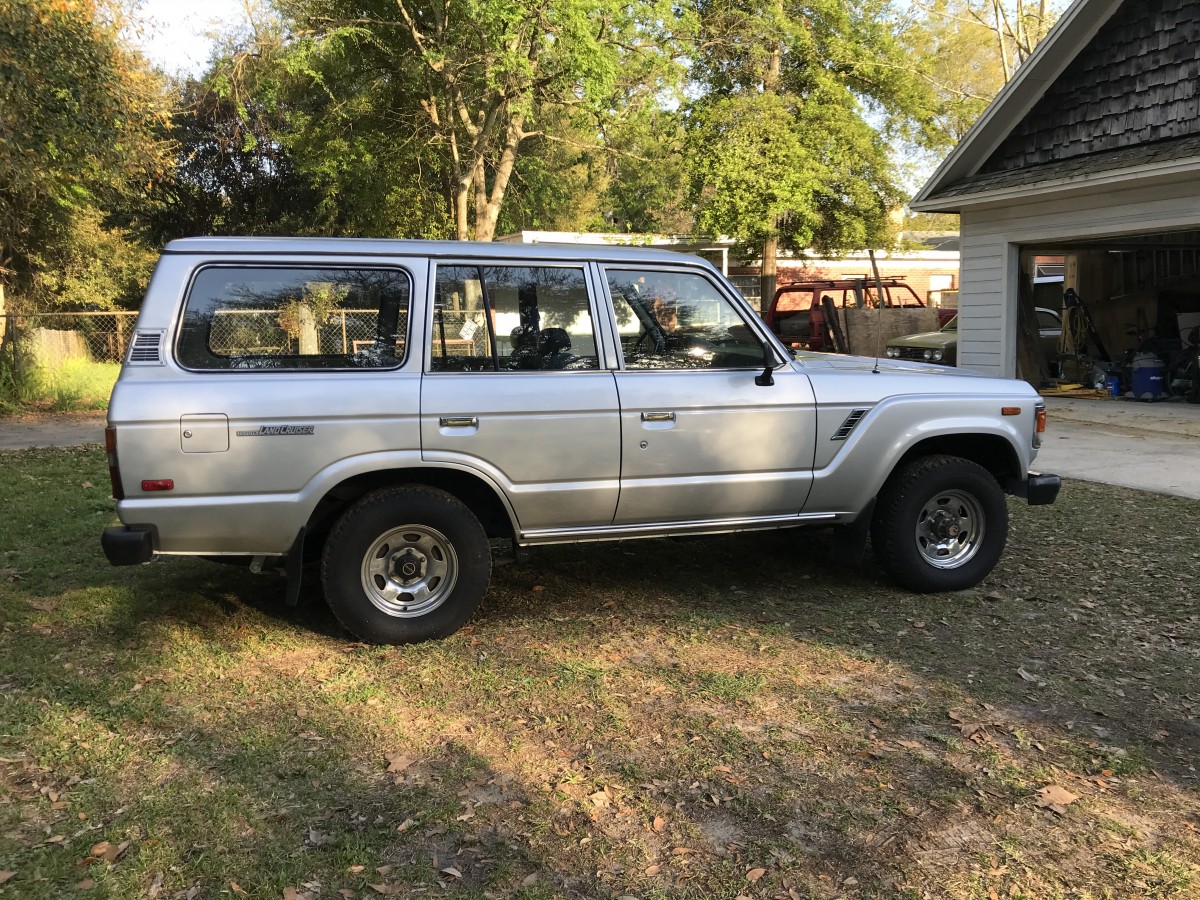 1986 Toyota FJ60 Land Cruiser | Barn Finds