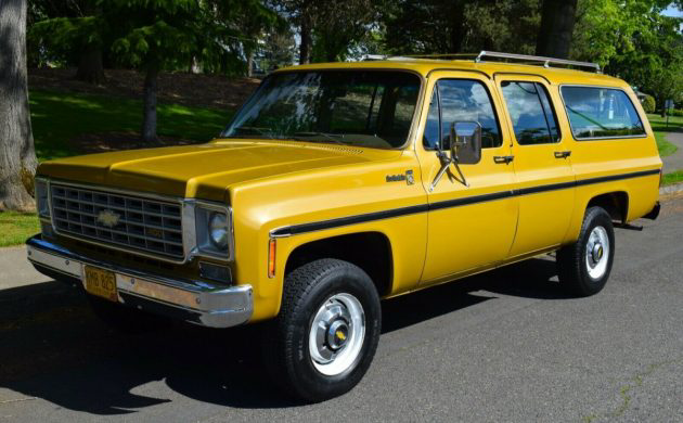  Sobreviviente de propiedad de personas mayores: 1975 Chevrolet Suburban K20 4X4 |  Hallazgos de granero