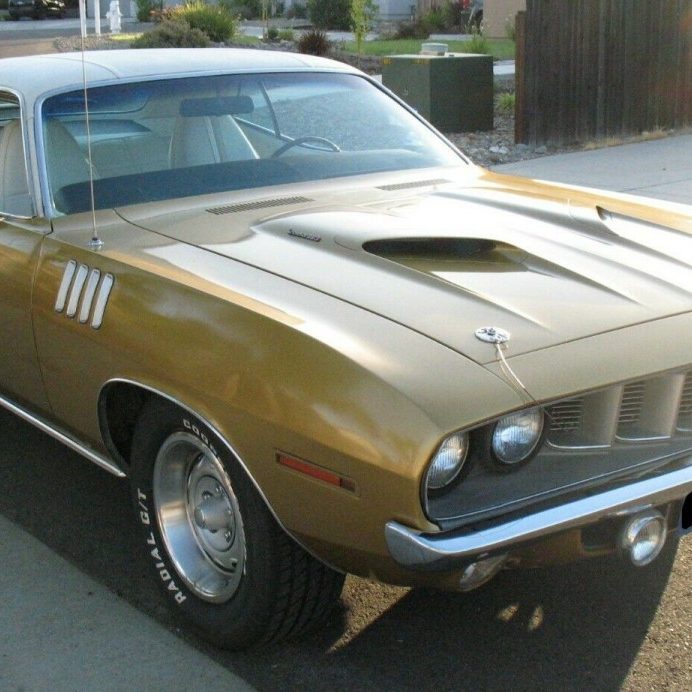 1971-Plymout-Cuda-1-692x692.jpg
