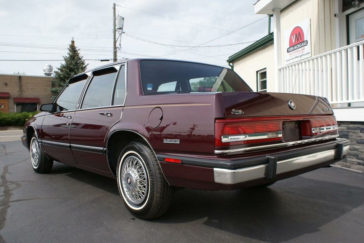 1991 Buick LeSabre 5 | Barn Finds