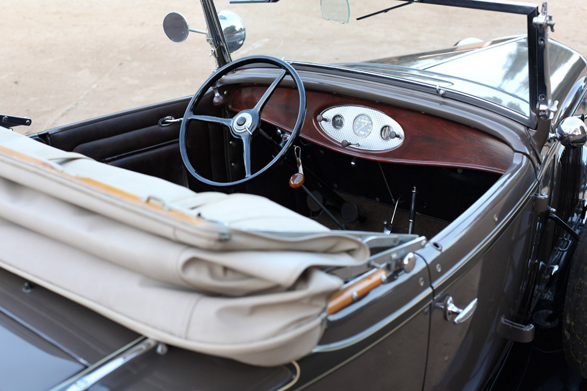 1932 Ford Roadster Interior Barn Finds   1932 Ford Roadster Interior 