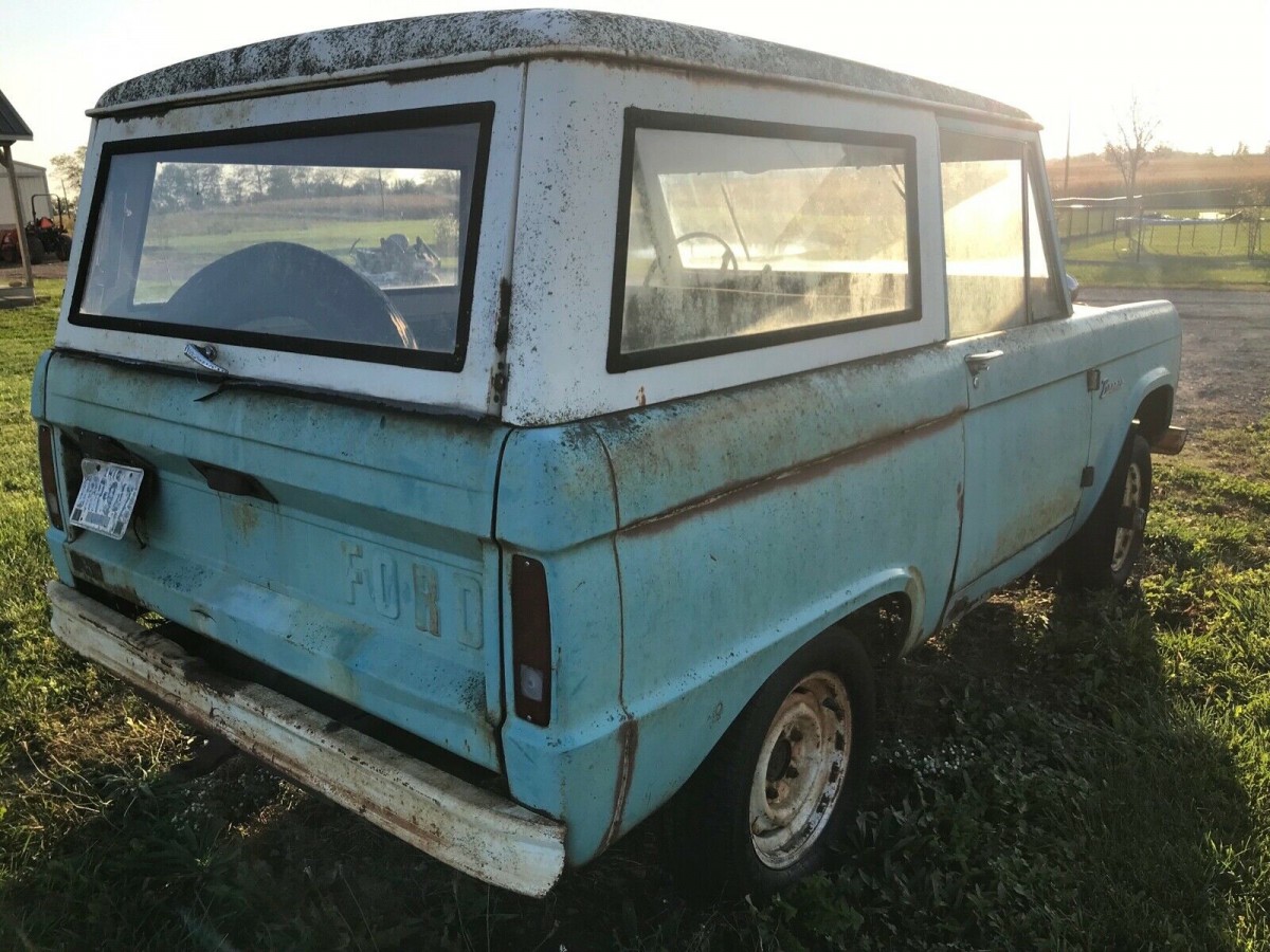 1967 Ford Bronco Wagon 5 Barn Finds