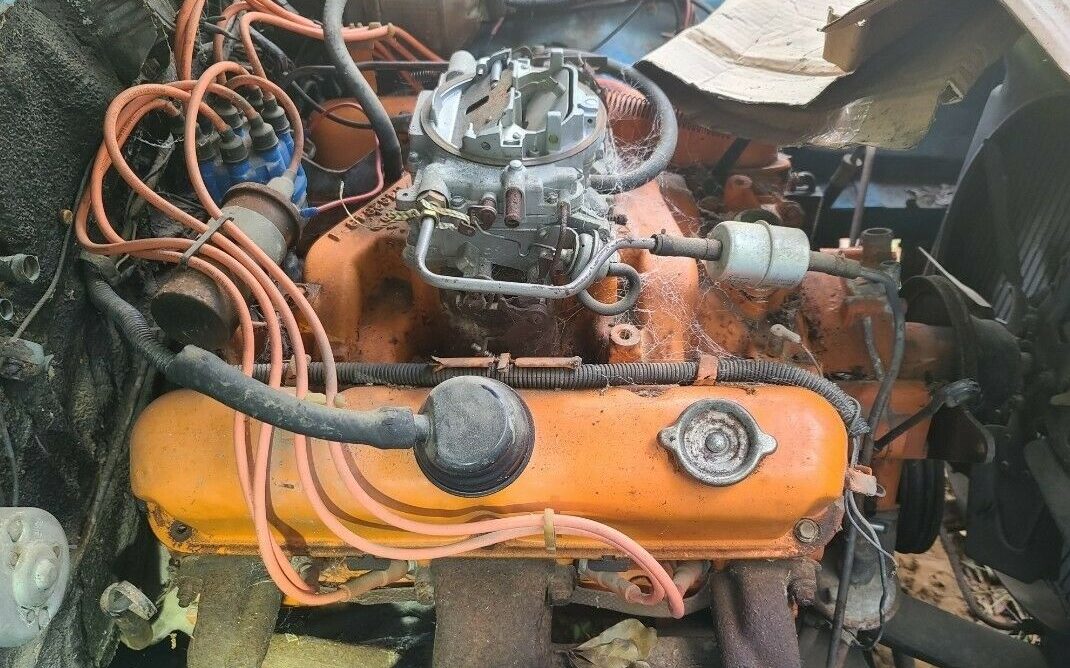 1970 Dart engine Barn Finds
