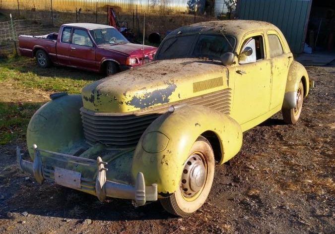 1937 Cord 812 Photo 6 | Barn Finds