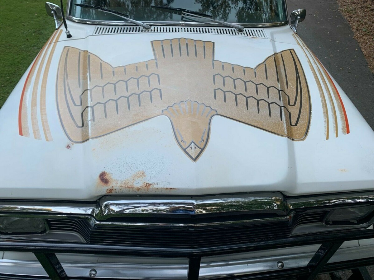 jeep golden eagle hood Barn Finds