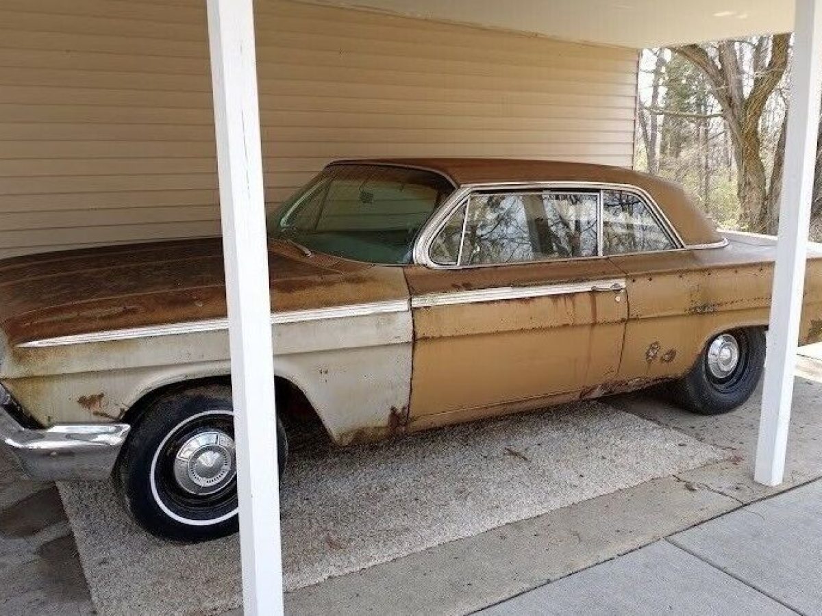 Gold Gazelle: 1964 Chevy Impala Golden Anniverary | Barn Finds