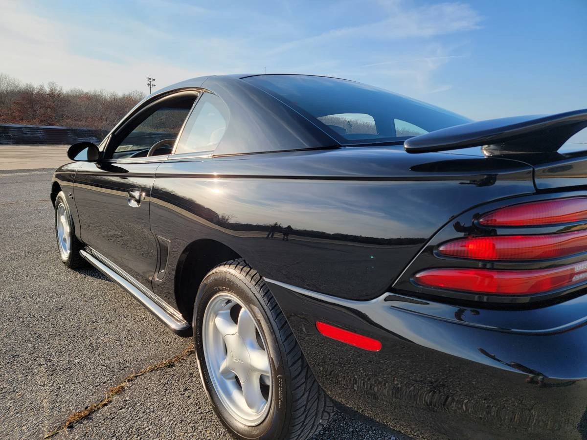 mustang sn95 rear Barn Finds