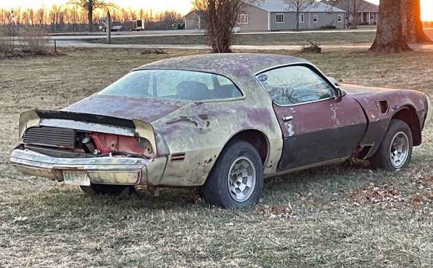 2 For 1 Projects: Pair Of 1981 Pontiac Firebirds | Barn Finds