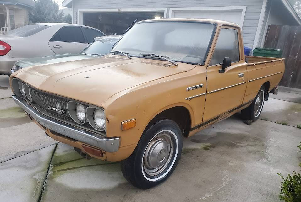 No Rust Lil’ Hustler: 1976 Datsun 620 | Barn Finds