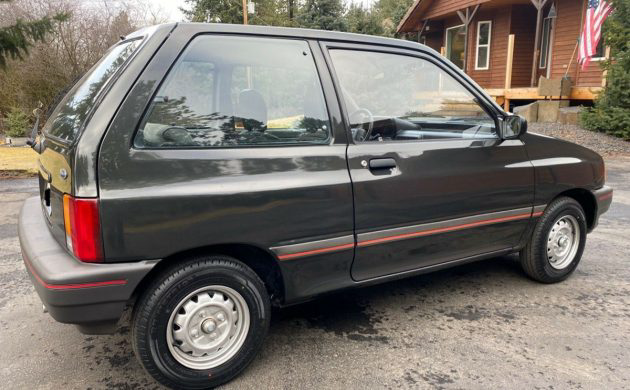  Clean Commuter Ford Festiva LX -velocidad