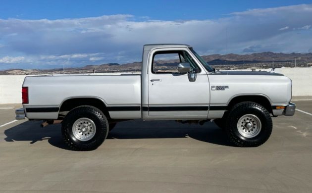 No Reserve: 1988 Dodge Power Ram 4×4 