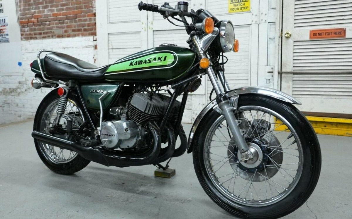 MAKI Super Bike Survivor: 1973 Kawasaki Mach III | Barn Finds