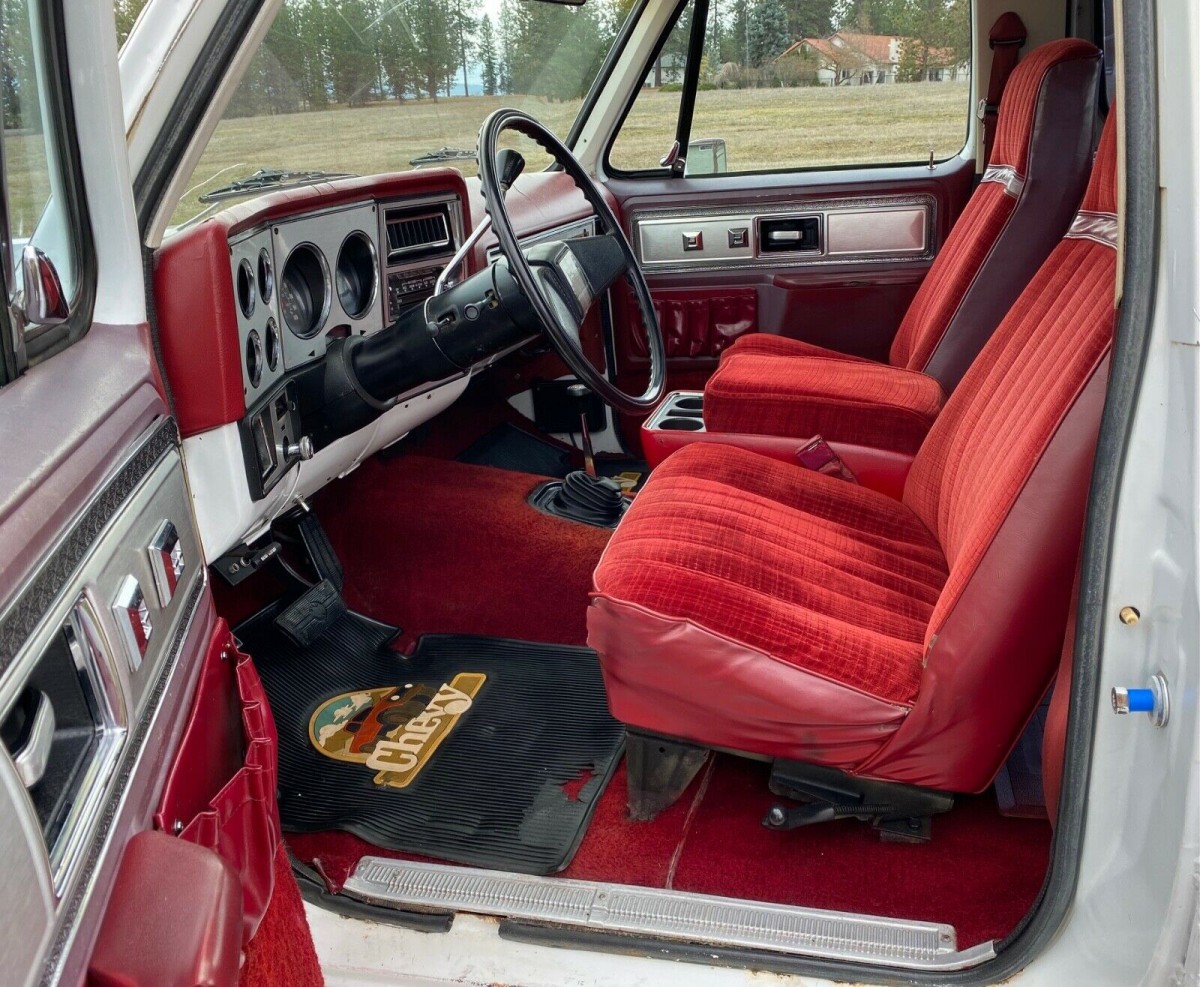 blazer interior | Barn Finds