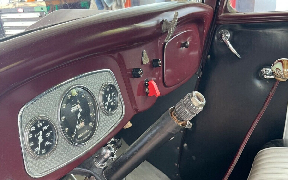 1933 Ford 5 Window Coupe Dash Barn Finds