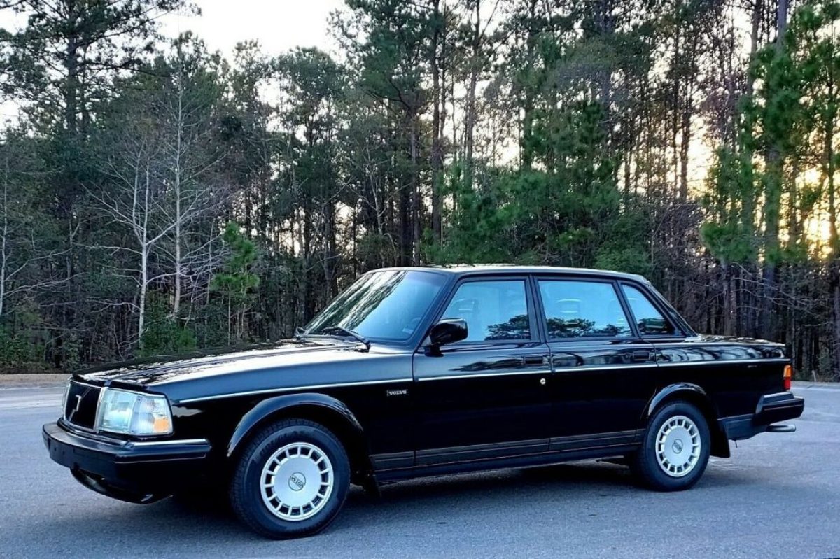 Spotless Survivor: 1993 Volvo 240 DL | Barn Finds
