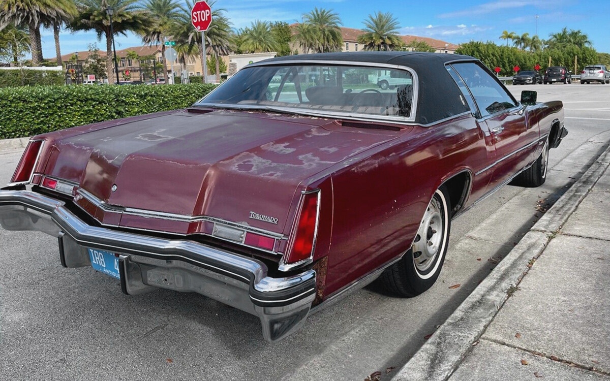 Oldsmobile toronado 1973