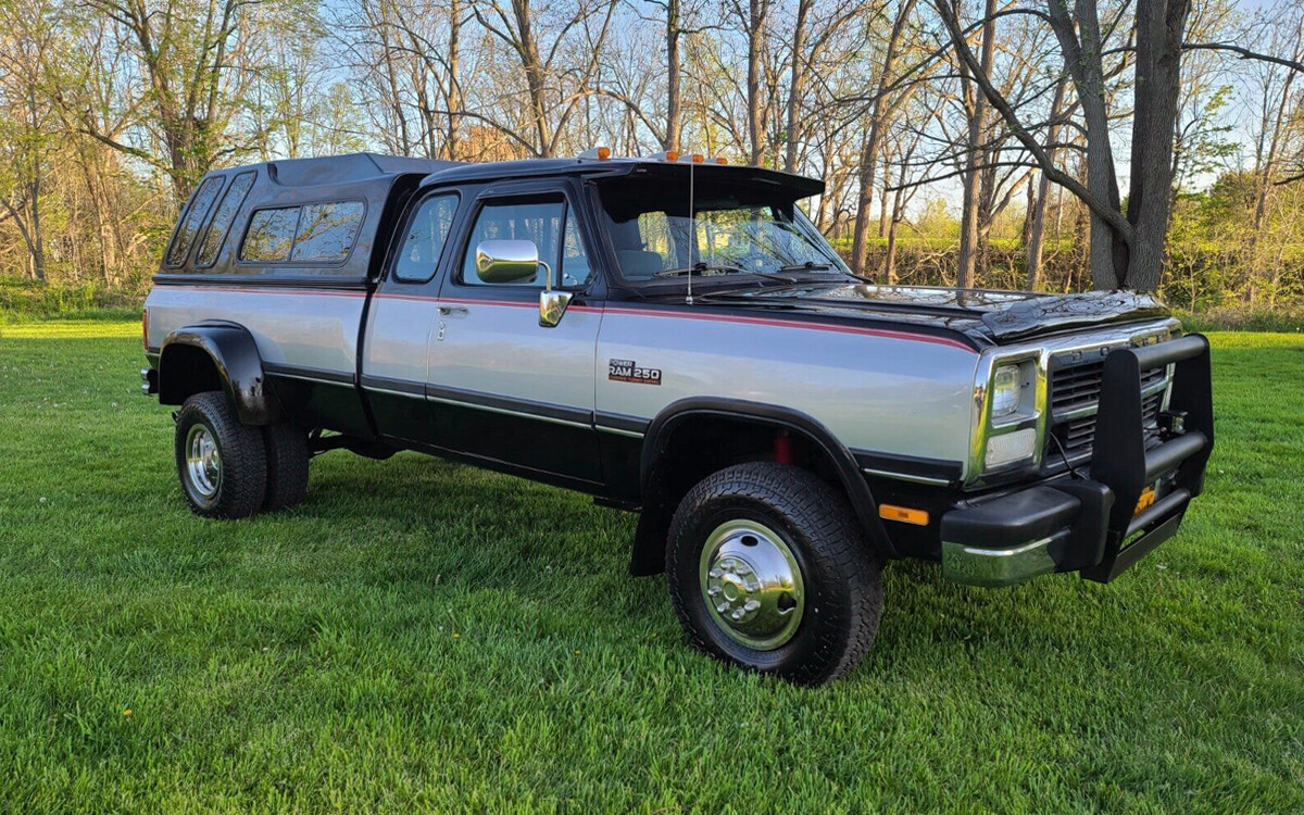 060422 – 1993 Dodge Ram W250 4×4 diesel – 1 | Barn Finds