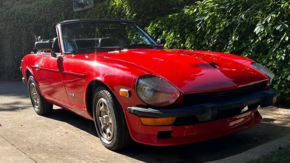 Barn Find Convertible: 1974 Nissan 240Z | Barn Finds