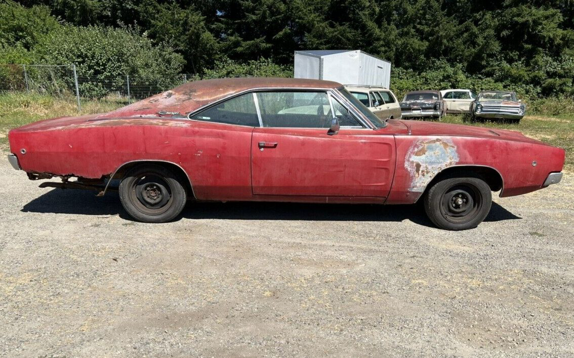 Wants Welding: 1968 Dodge Charger R/T 440 Magnum | Barn Finds
