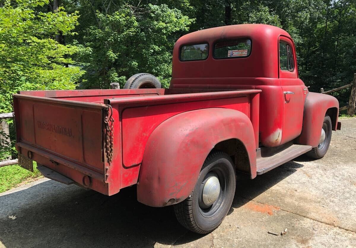 1951 International L-110 rear | Barn Finds