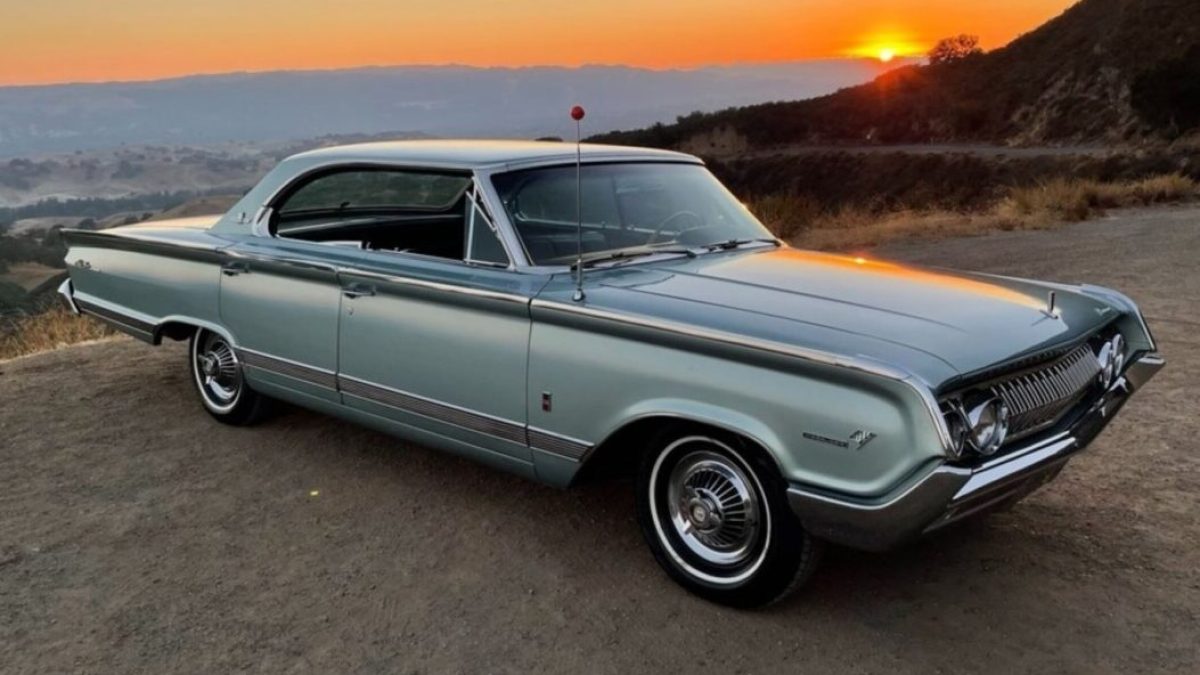 1964-Mercury-Marauder-1-