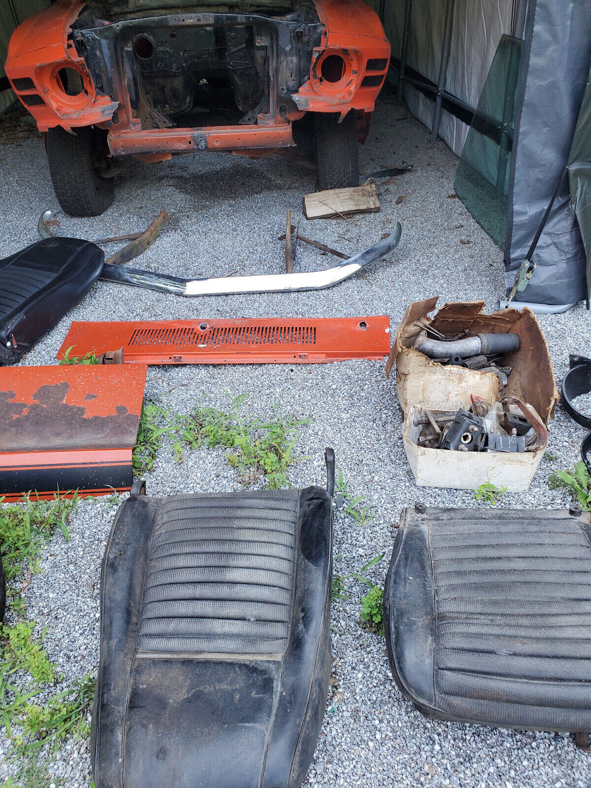 1970 Mustang Pile of Parts Barn Finds