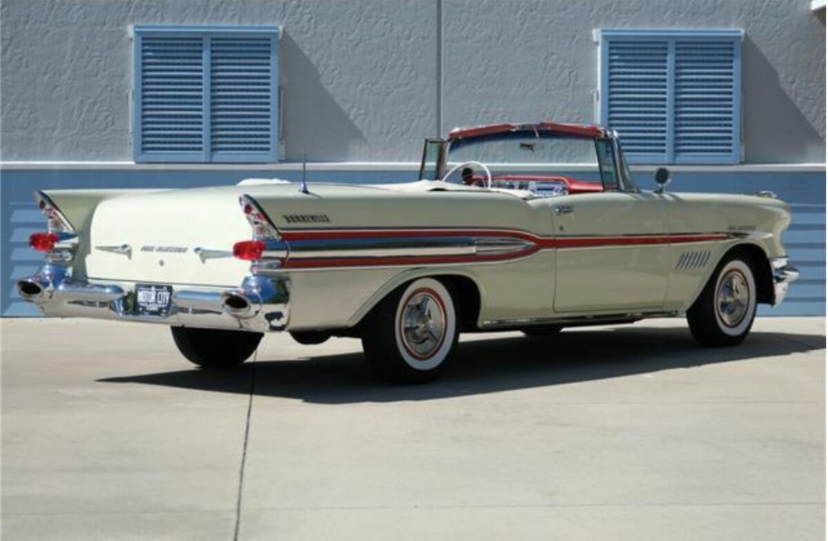 1957 Pontiac Bonneville Convertible 5 | Barn Finds