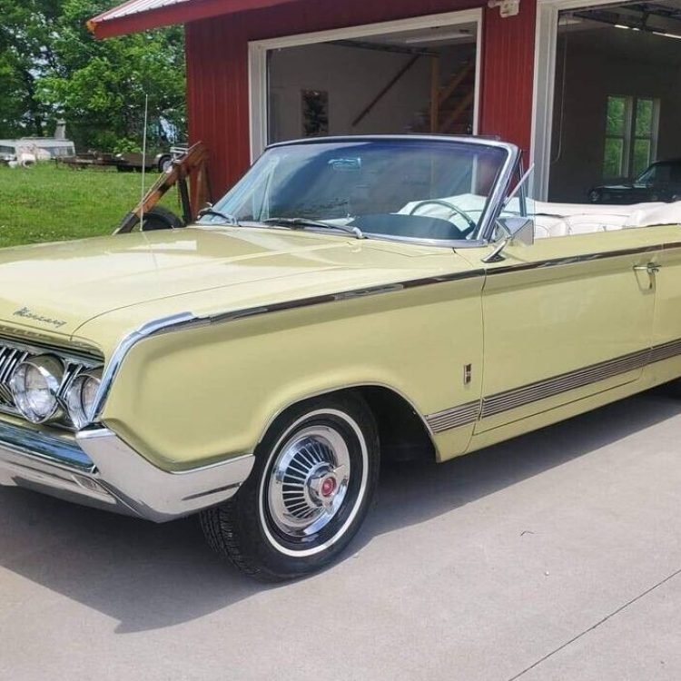 Needs Nothing! 1964 Mercury Park Lane | Barn Finds