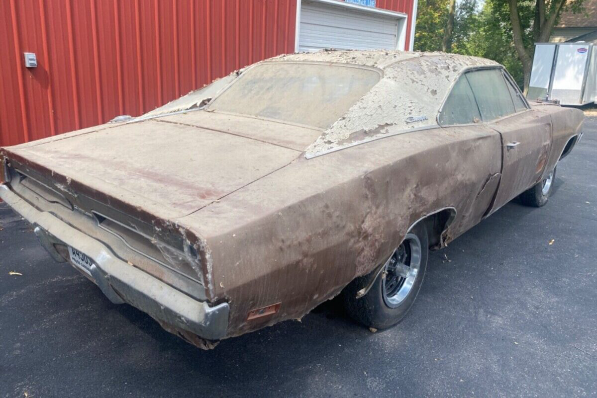 1969 Dodge Charger 5 | Barn Finds