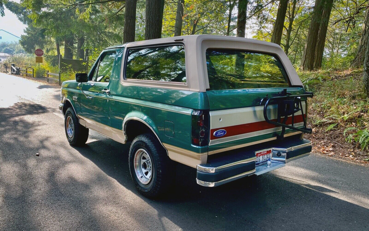 110922 – 1988 Ford Bronco Eddie Bauer – 3 