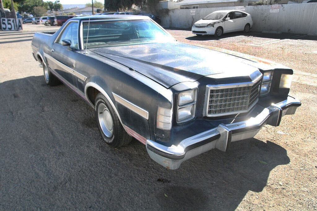 111822 1979 Ford Ranchero 500 2 Barn Finds