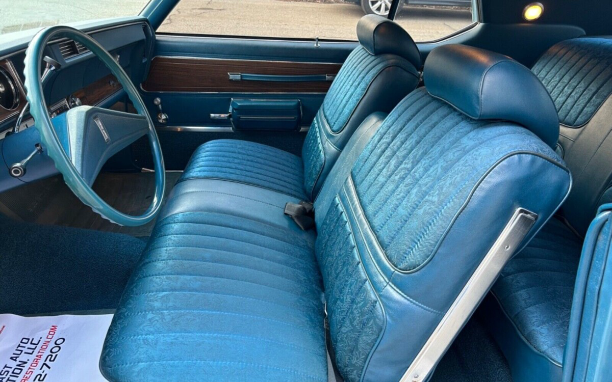 1972 cutlass interior doors knob pins