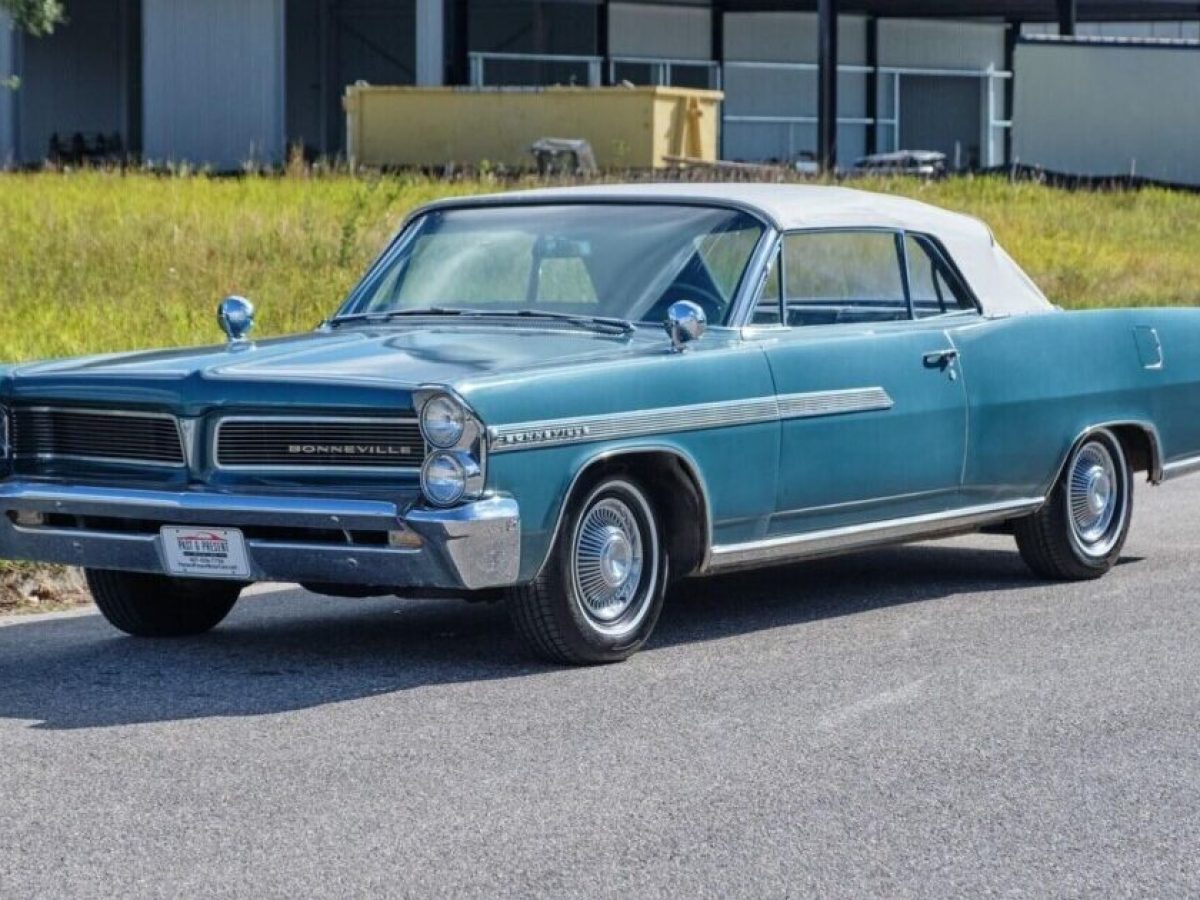 Big And Bold: 1963 Pontiac Bonneville Drop Top | Barn Finds