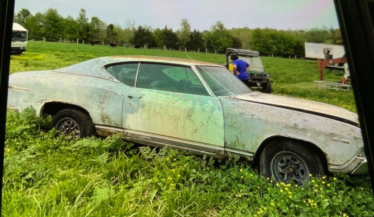 2 Barn Finds