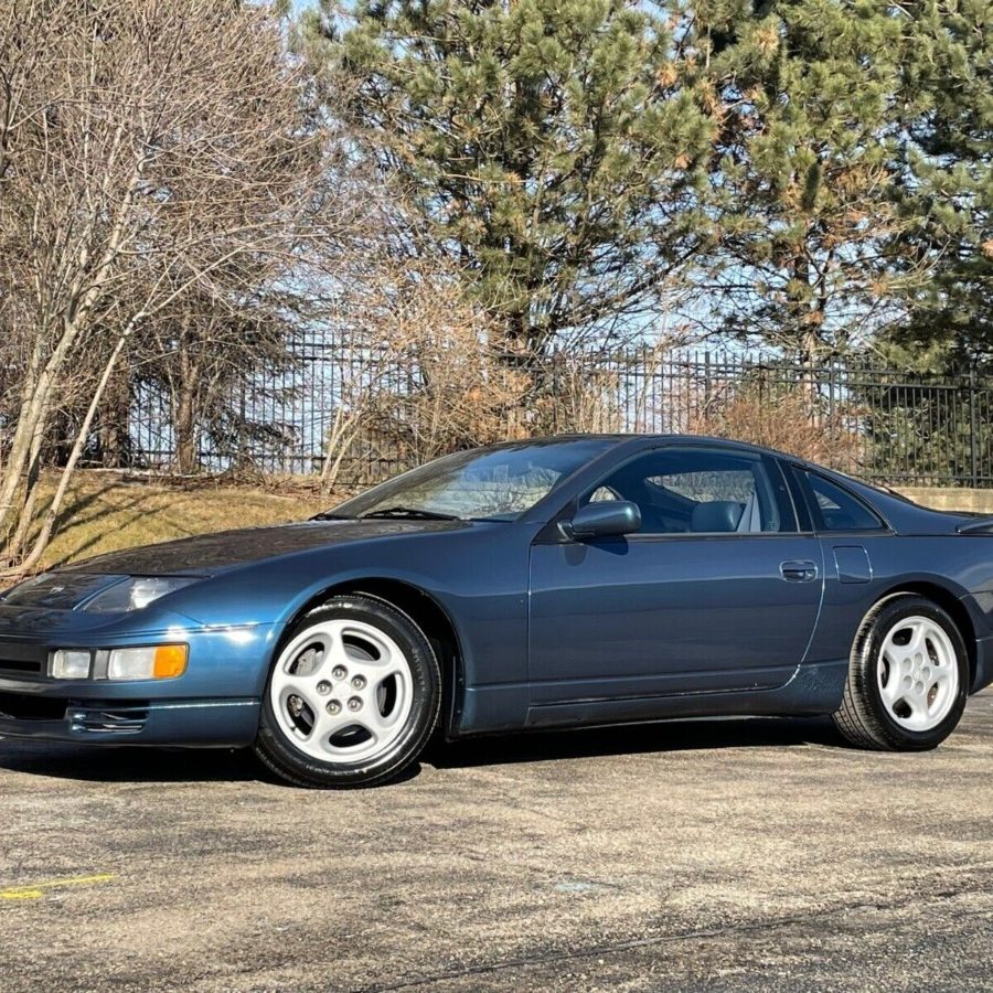 nissan-300zx-front-900x900.jpg