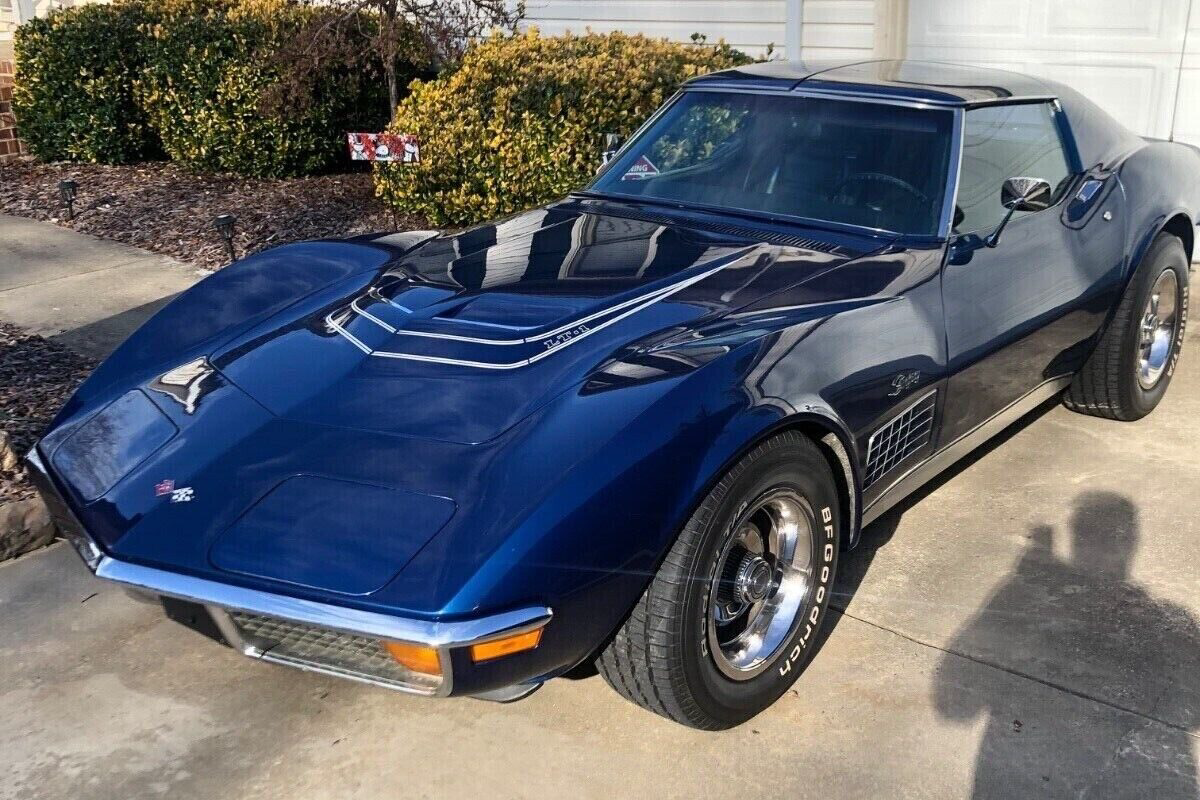 1972 Chevrolet Corvette 2 