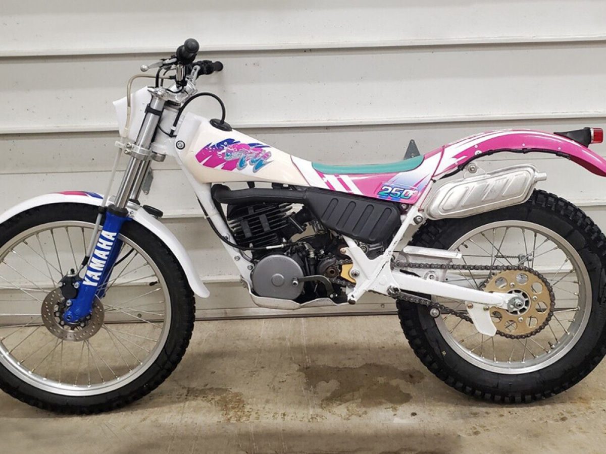 バイク YAMAHA TY250R(3BB) TY250のトライアル競技をイメージさせない美しさとポップな秀逸