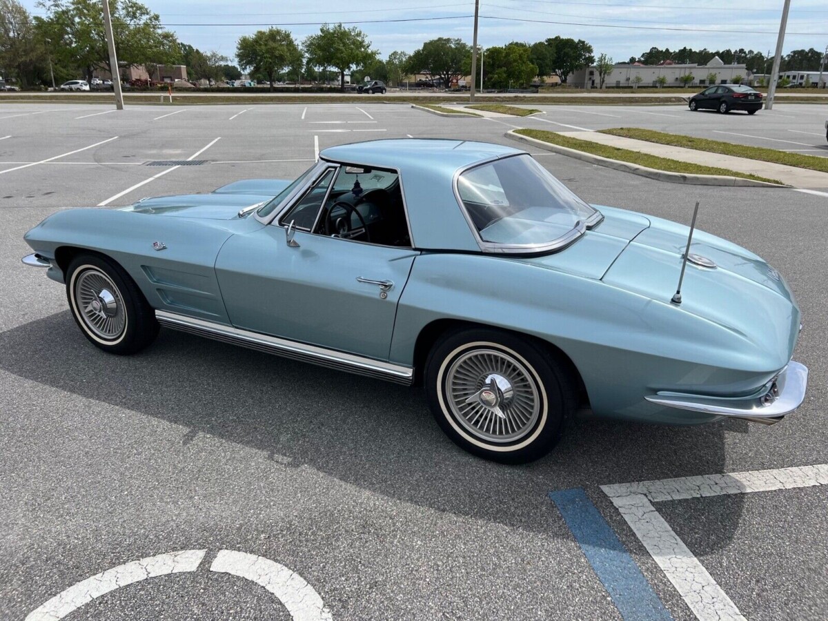 1964 Chevrolet Corvette Convertible 5 | Barn Finds