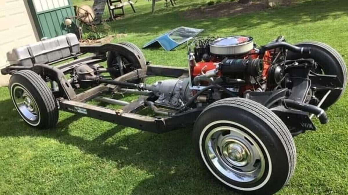 Out Of Body Experience: 1967 Corvette Chassis | Barn Finds, image size:1200x675