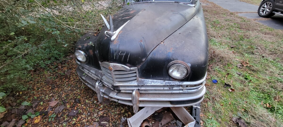 1949 Packard Super Deluxe Eight Photo 05 | Barn Finds