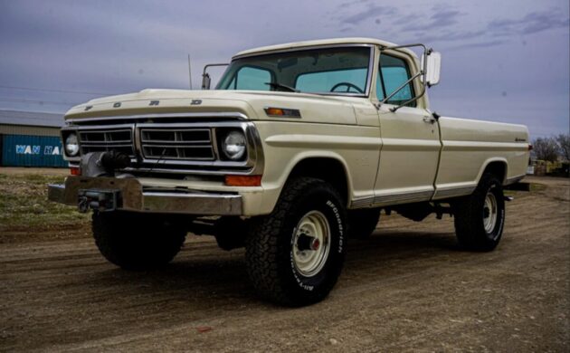 thumbnail image 2 of Dome Light Lamp Socket Assembly For 1964-1972 Ford F100 F350 Truck - Unbranded Replacement 2 of 2