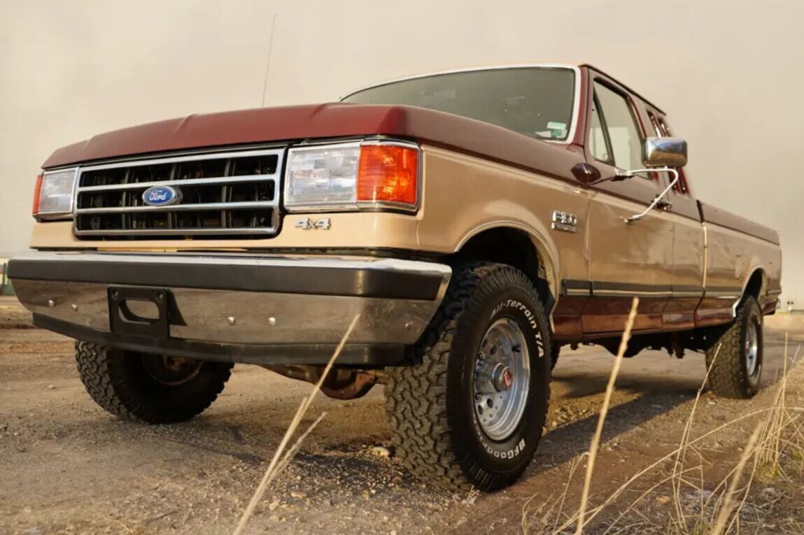 1990 Ford F150 XL Lariat 2 Barn Finds