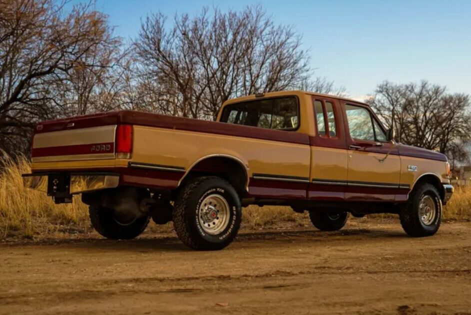 1990 Ford F150 XL Lariat 5 Barn Finds