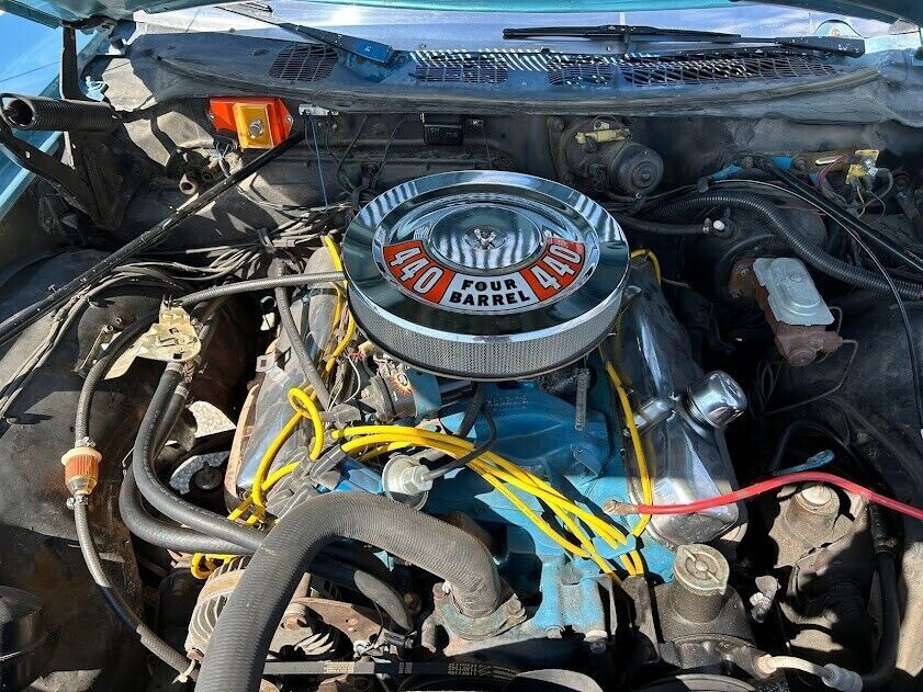 1969 Plymouth Sport Fury engine | Barn Finds